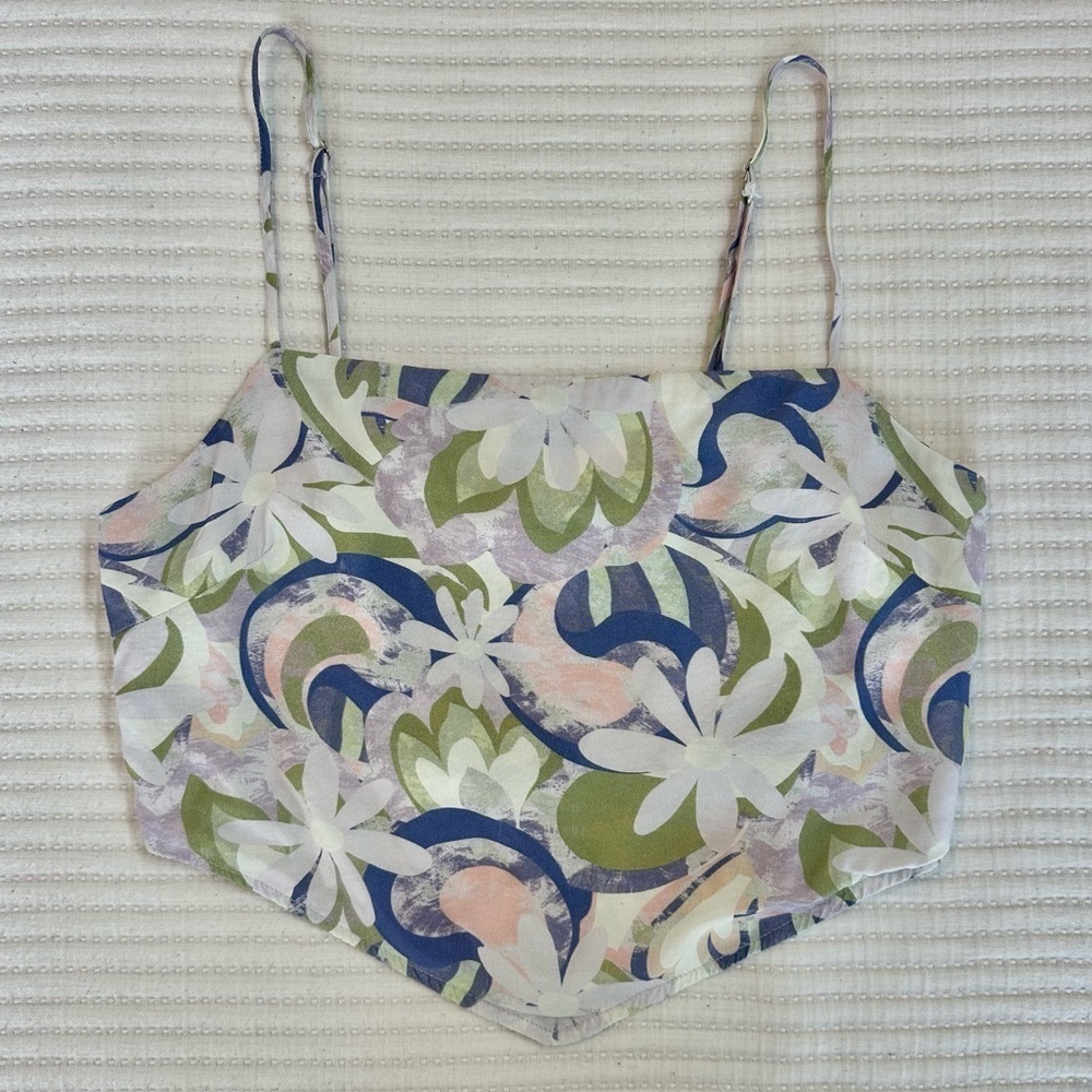 LULU AND ROSE Inez Scarf Crop Top - Picture 4 of 10